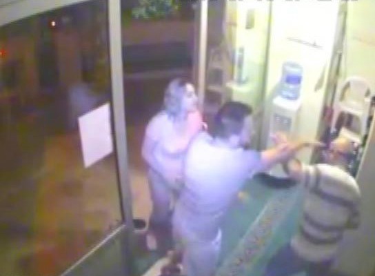 İzmir’de müezzini darp edenlere 40 yıl hapis talebi
