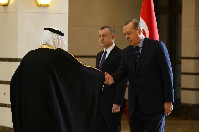 Suudi Arabistan Büyükelçisi Cumhurbaşkanı Erdoğan’a güven mektubu sundu