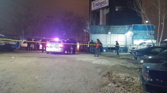 Başkent’te araç yangını