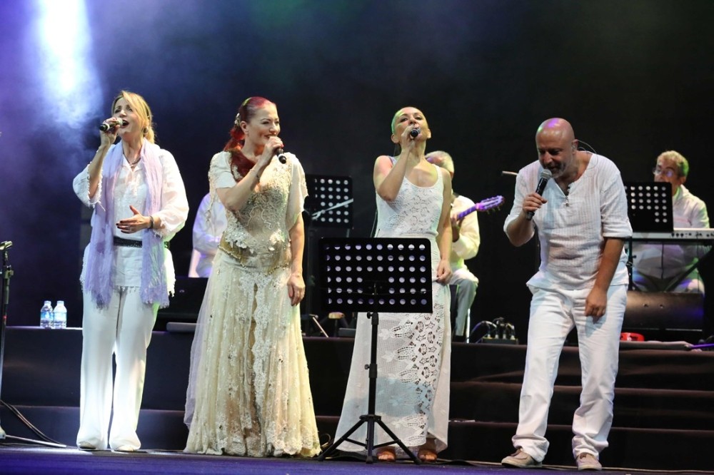 İzmir’de kadınlar günü için festival gibi program