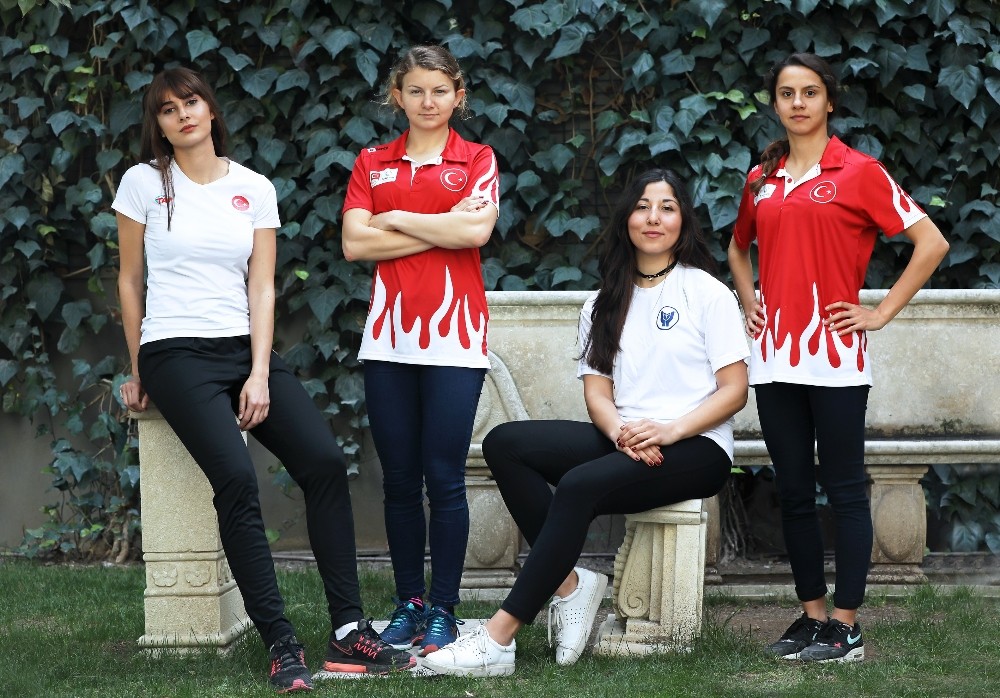 Hem kadının hem sporun gururu oldular