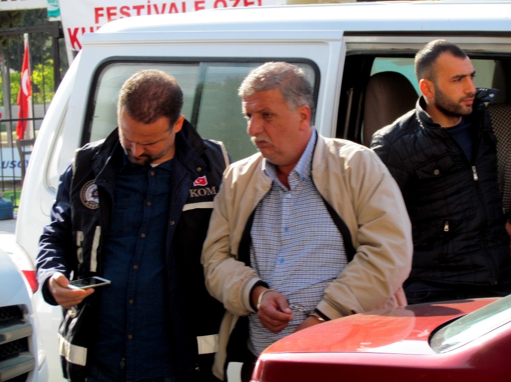 Çeşme’de 7 arazi dolandırıcısı yakalandı