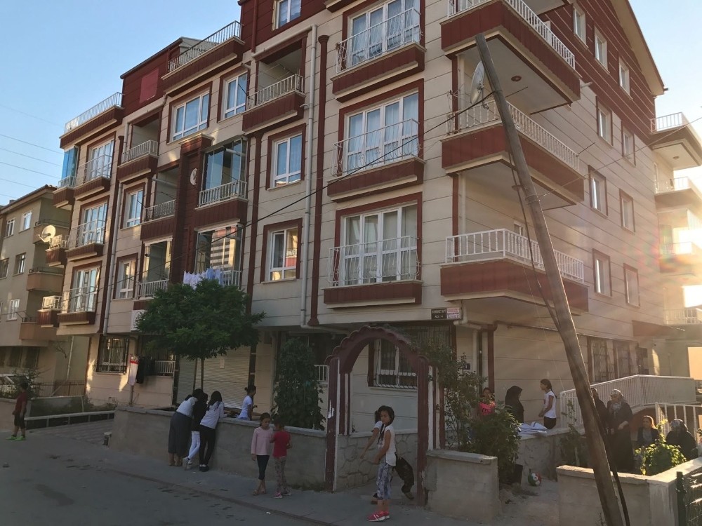 2 yaşındaki bebek 3’üncü kattan düştü