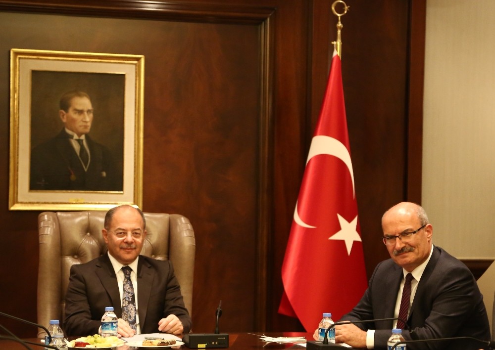 Kıbrıslı Sanayiciler Başbakan Yardımcısı Akdağ’ı ziyaret etti