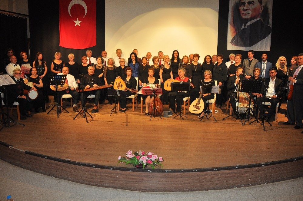 Menderes’te kadınlara özel koro
