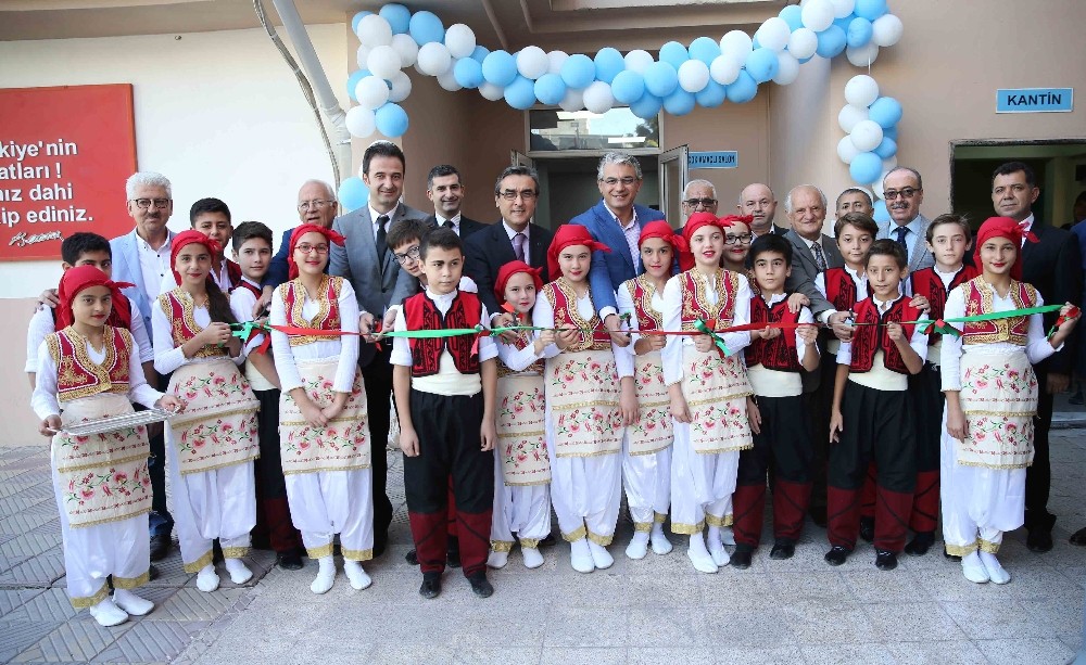 Girne Ortaokulu’nda ‘salon’ mutluluğu