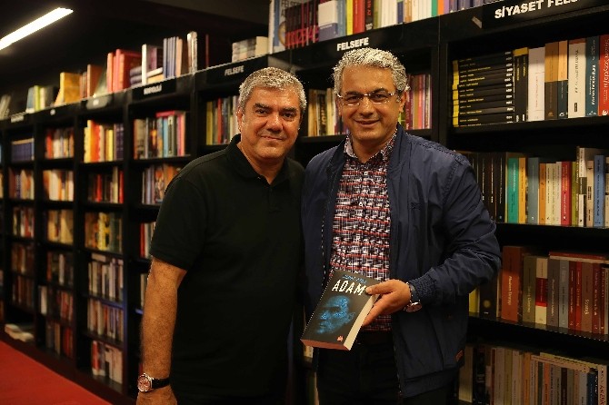 Karşıyaka’da Yılmaz Özdil izdihamı