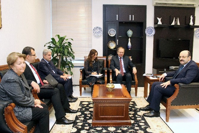 YÖK Başkanı Saraç, AB Türkiye Delegasyonu Başkanı Berger ile görüştü