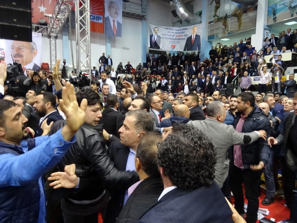GÜMRÜKÇÜ: BANA KARŞI DEĞİL CHP'YE YAPILMIŞ BİR İHANETTİR