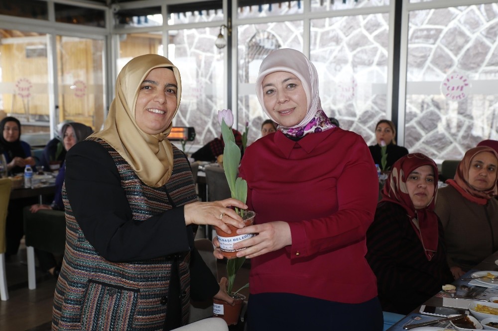 Başkan Duruay 8 Mart’ta kadınlarla bir araya geldi