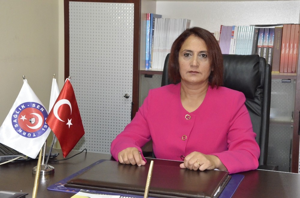 Zengin, 8 Mart’ta kadınların sorunlarına dikkat çekti