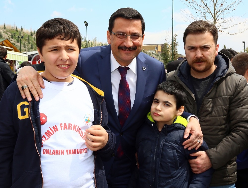Başkan Ak otizmli çocuklarla piknik yaptı
