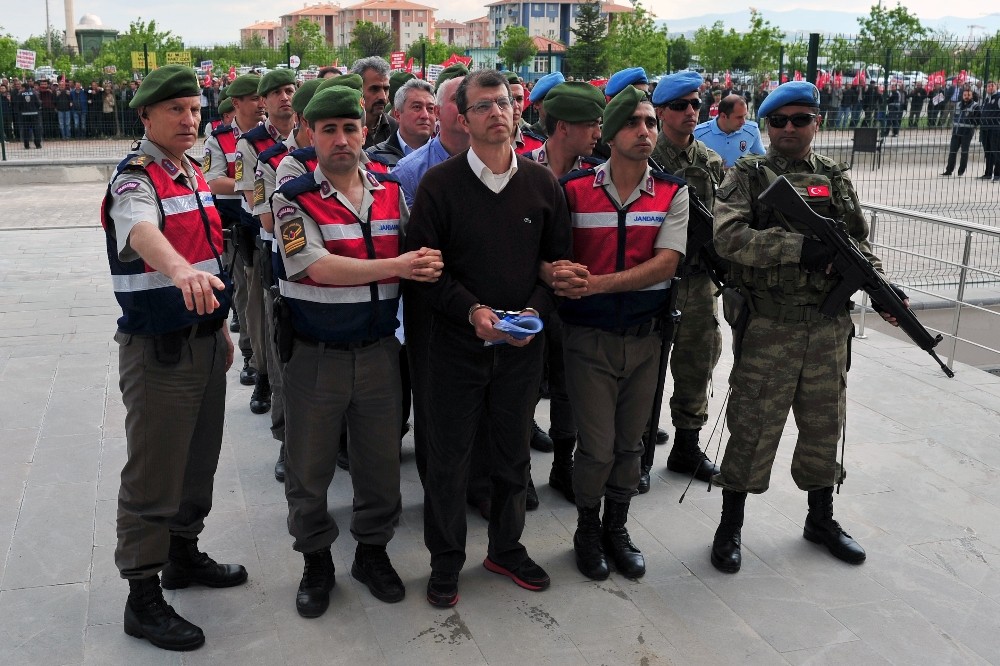 Genelkurmay çatı davasında 14. celse başladı