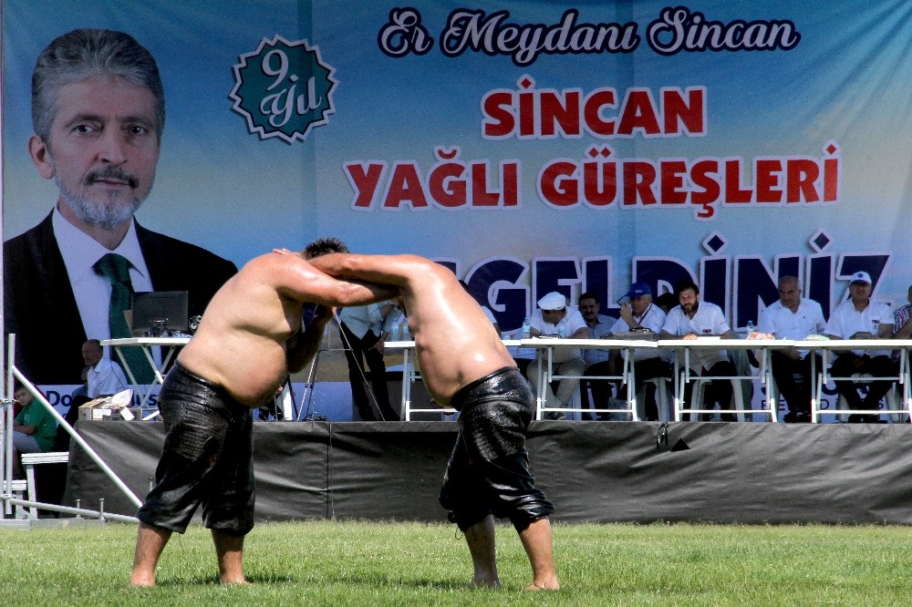 Sincan Yağlı Güreşleri’ne vatandaşlardan yoğun ilgi