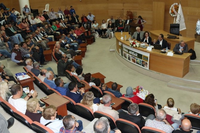 Akhisar’daki deprem masaya yatırıldı