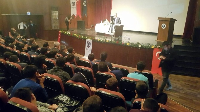 Kahramanmaraş’ta “Hoca Ahmet Yesevi’yi Anlamak” konferansı