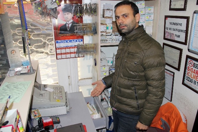 (Özel haber) 12 bin TL’yi çaldı, kirli bezi bırakıp kaçtı