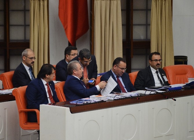 TBMM Genel Kurulu’nda tartışma
