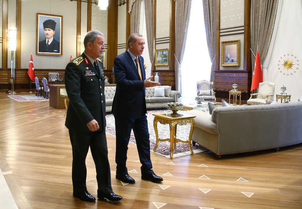 Cumhurbaşkanı Erdoğan, MİT Başkanı ve Genelkurmay Başkanını kabul etti