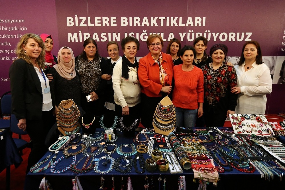 Konaklı kadınların el emekleri göz doldurdu