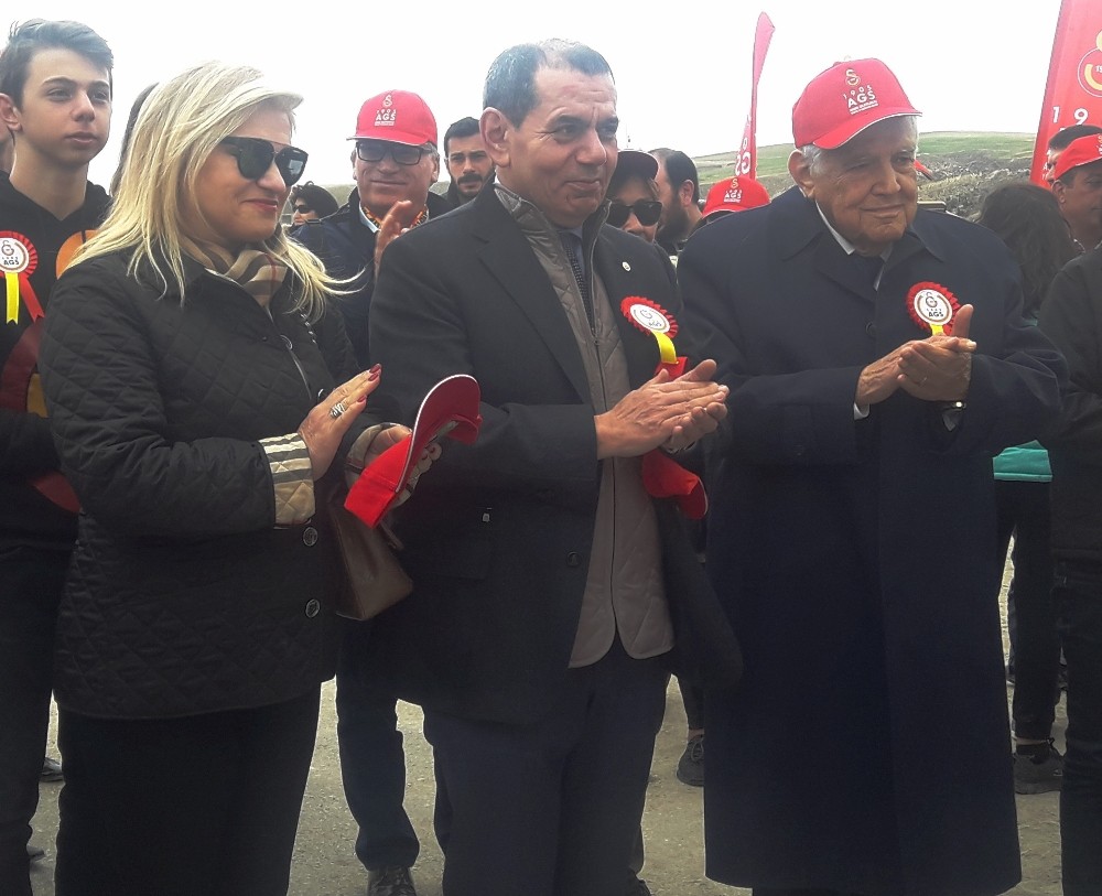 Dursun Özbek: