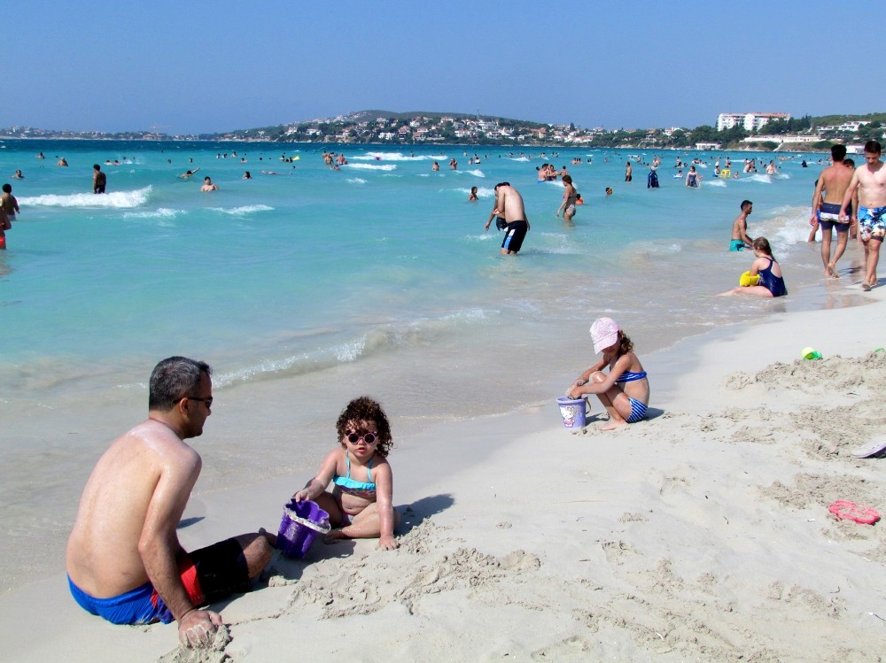 Turizmcilere göre Çeşme 20 yılın en kötü sezonunu yaşıyor