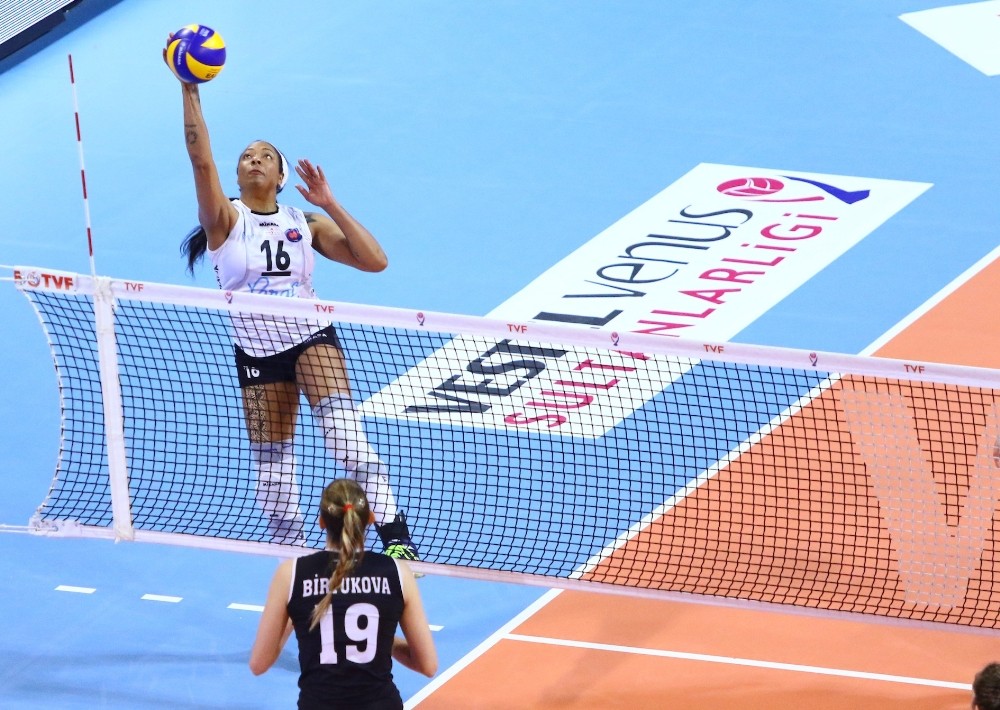 Vestel Venus Sultanlar Ligi: Halkbank: 3 - Beşiktaş: 1
