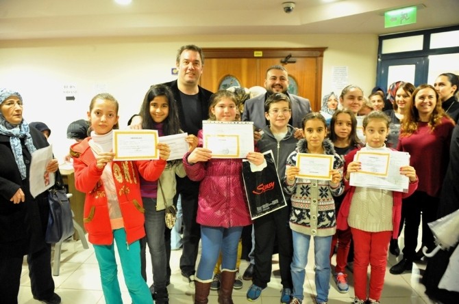 Buca’da başarılı öğrenciye burs desteği
