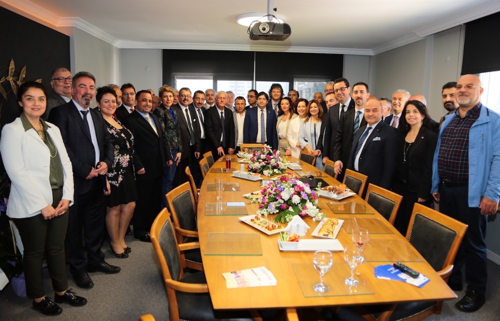 Türkiye’yi barıştıracak Arabulucular İzmir’de hizmete başladı