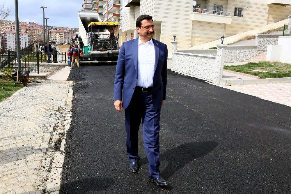 Keçiören’de asfalt çalışmalarına hız verildi