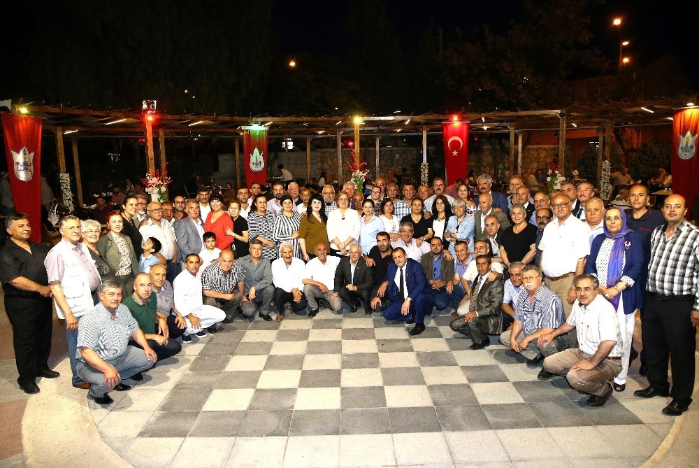 Konaklı muhtarlar iftarda buluştu