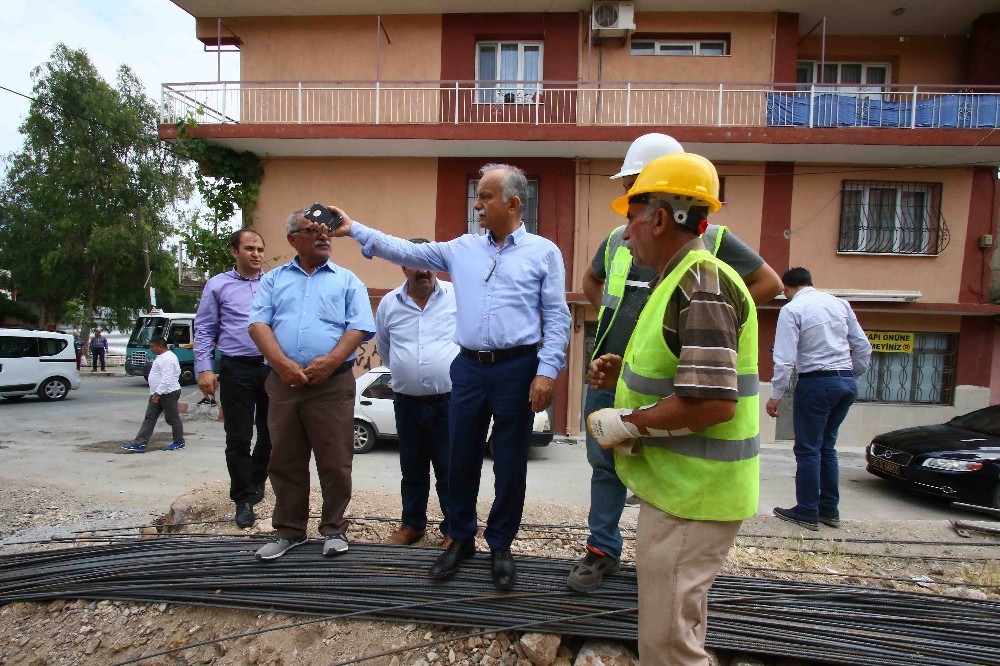 Bayraklı’da kültür merkezi ve cemevi projesinin temeli atıldı