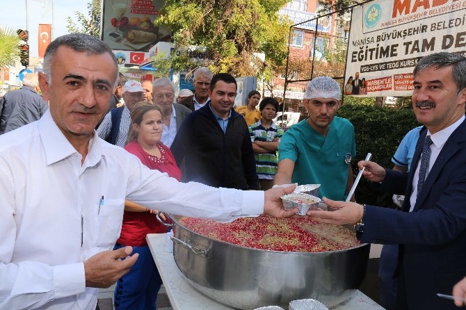 Turgutlu Belediyesi’nden 3 bin kişilik aşure hayrı