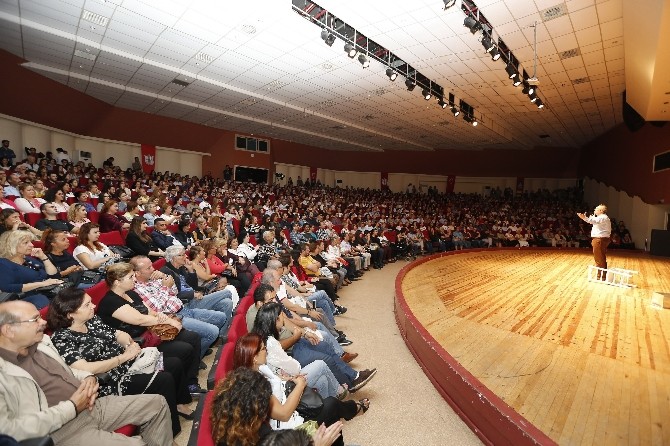 Konak, sezonu Levent Üzümcü ile açtı