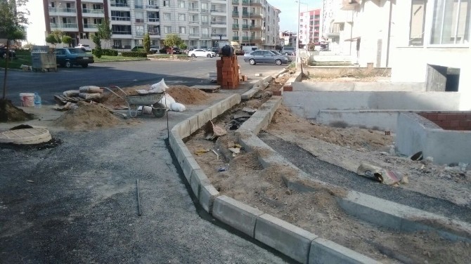 Kurtuluş Mahallesi’nde bordür çalışması