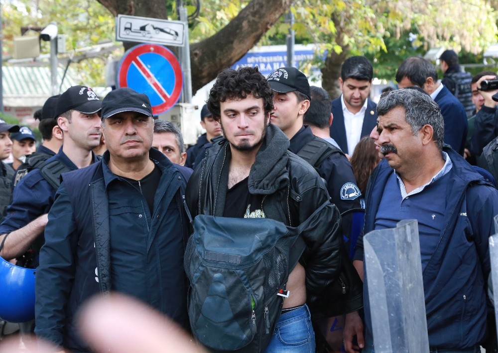 Ankara Garı patlaması yıl dönümdeki eylemlere polis müdahalesi: 15 gözaltı