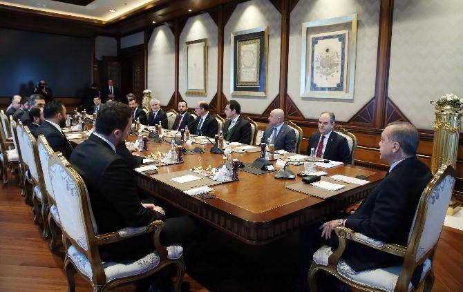 Cumhurbaşkanı Erdoğan TBF Yönetim Kurulunu kabul etti
