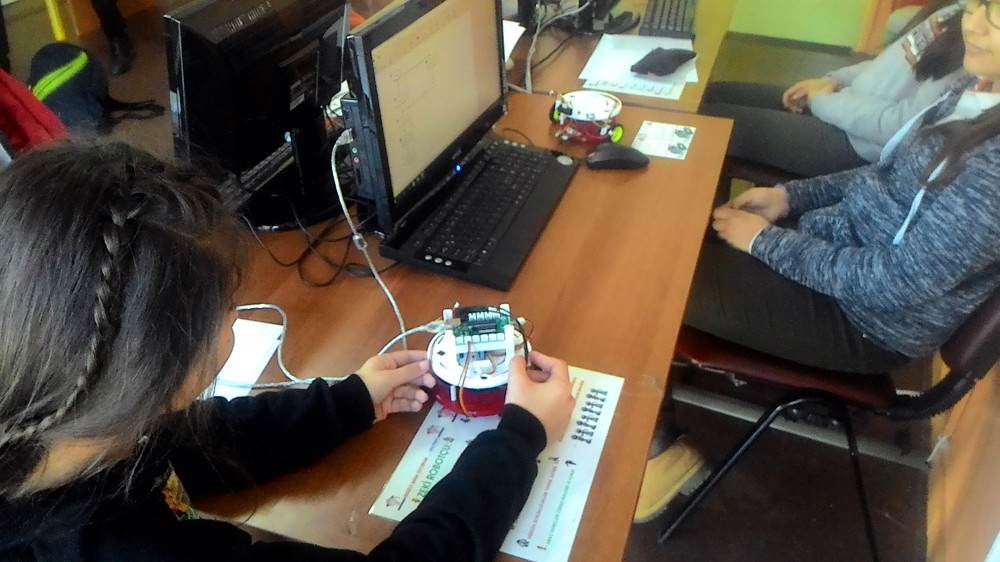Kendi robotlarını yapacaklar