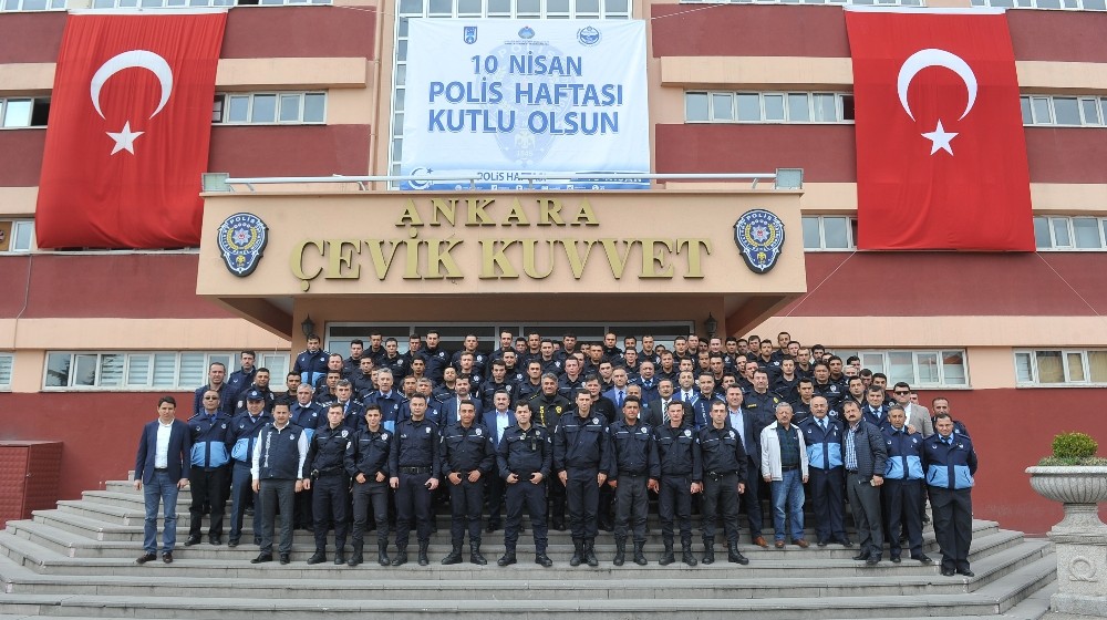 Büyükşehir Belediyesi zabıtasından Çevik Kuvvete ziyaret