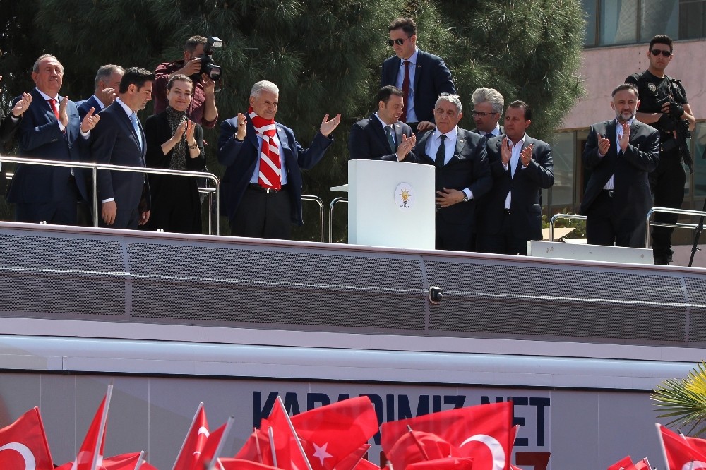 Başbakan Yıldırım’a sevgi seli