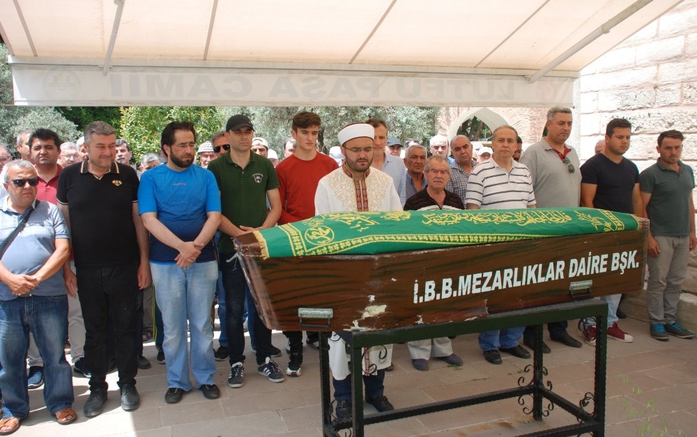Ünlü oyuncunun acı günü