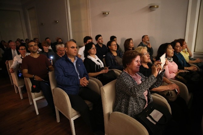 Ulu Önder, Buca ve Bayraklı’da sevdiği şarkılarla anıldı