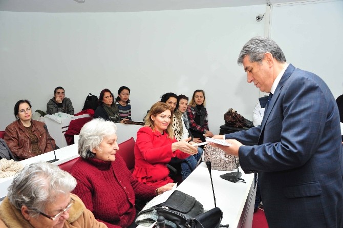 Balçova’nın ev hanımları artık meslek sahibi
