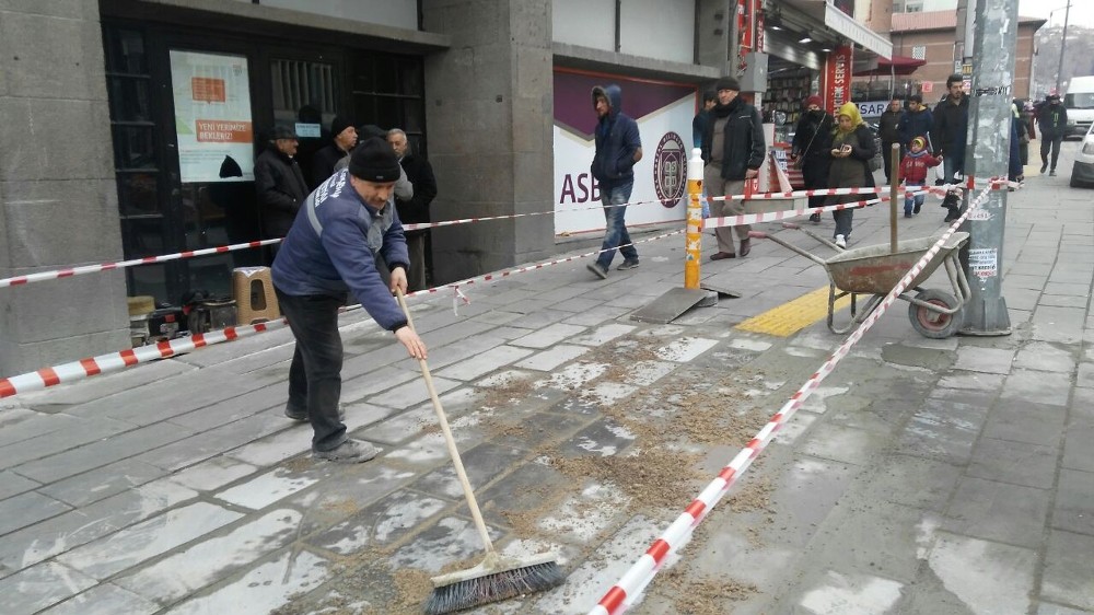 Başkent’in temizlik ve bakım ekipleri 7/24 görevde