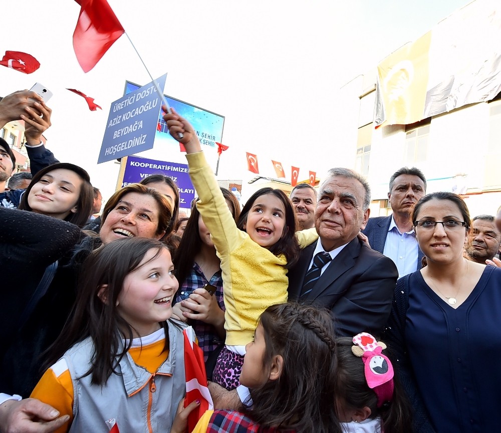 OTOSTOP ÇEKEN GENÇLER ÖYLE BİRİYLE KARŞILAŞTI Kİ!