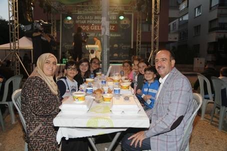 Gölbaşı’nda iki mahalle bir iftarda buluştu