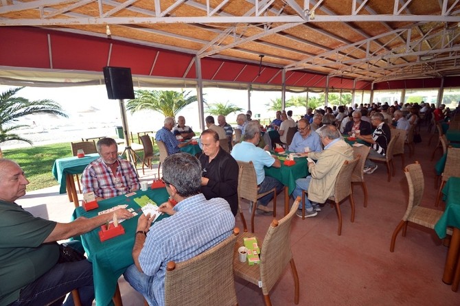 Briç oyuncuları Foça’daki festivalde buluştu