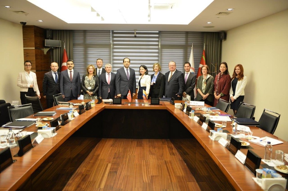 Kolombiya ile ticareti geliştirecek işbirliği