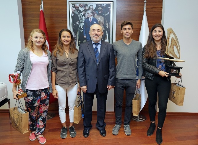 Yaşar’da hedef yeni şampiyonluklar