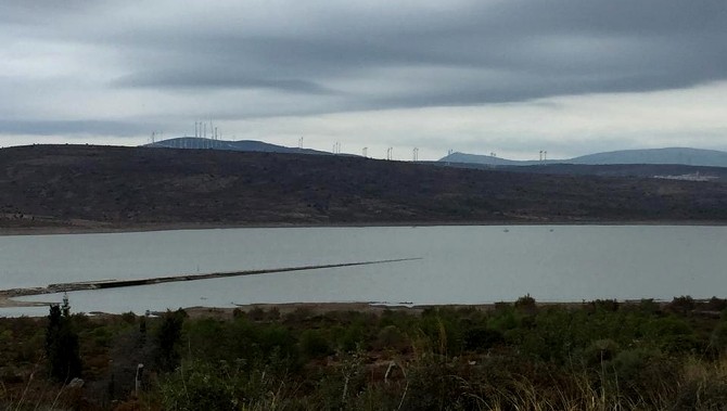 İZMİR'DE KAR YAĞIŞI BARAJLARI DA MUTLU ETTİ!